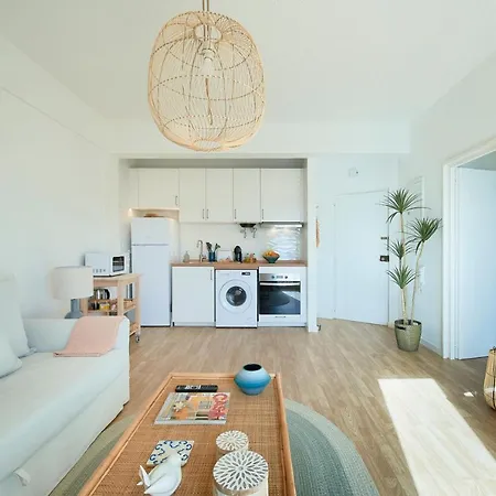 Seaview & Sunset Balcony Charm, By Timecooler * Setúbal