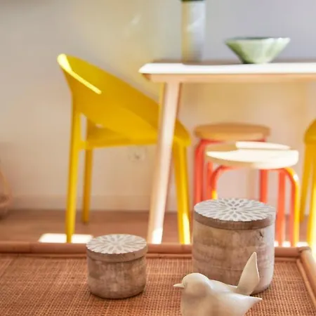 Daire Seaview & Sunset Balcony Charm, By Timecooler