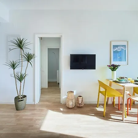 Apartamento Seaview & Sunset Balcony Charm, By Timecooler