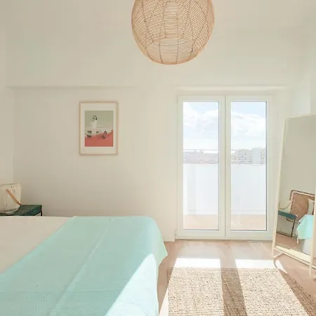 Seaview & Sunset Balcony Charm, By Timecooler * Setúbal