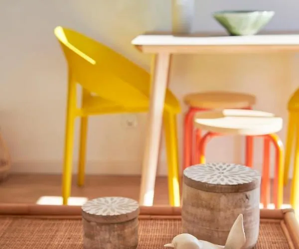 Lägenhet Seaview & Sunset Balcony Charm, By Timecooler